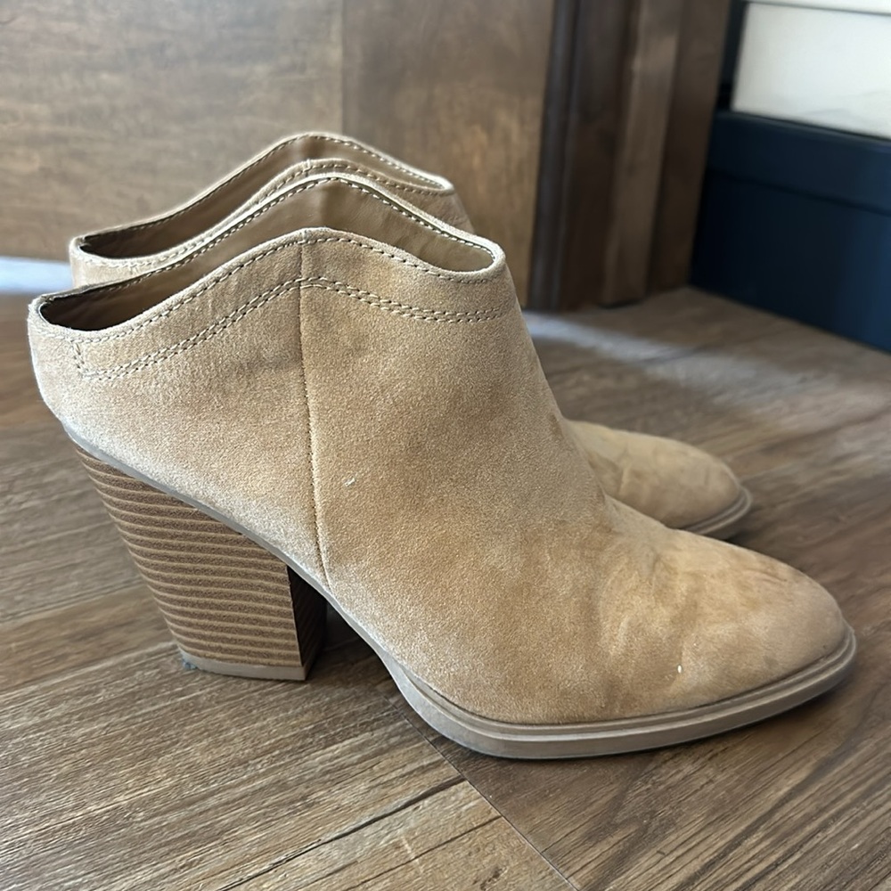 Dolce vita brown leather heeled mules